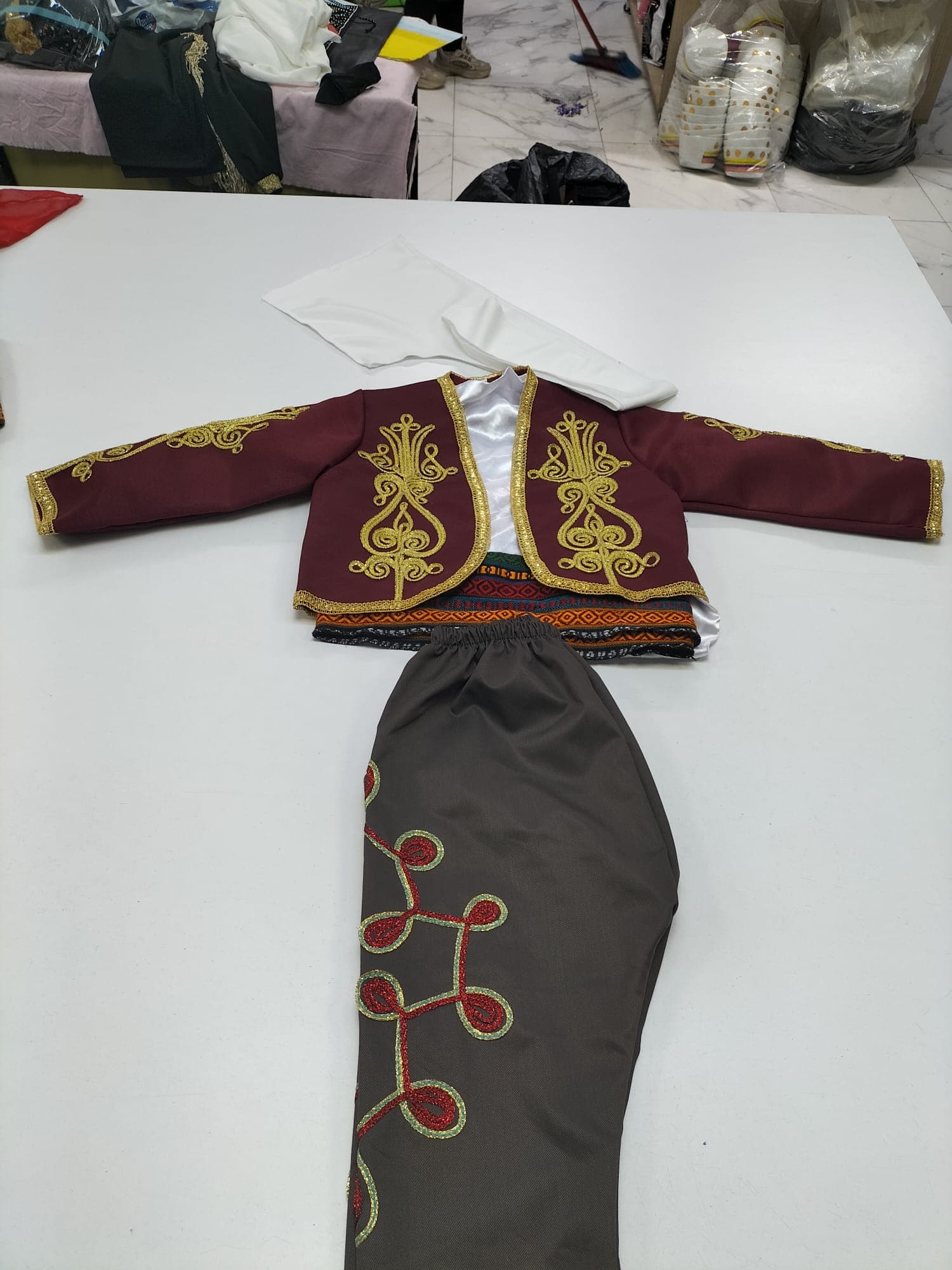 Halay Erkek Kostümü (Bordo-Altın)